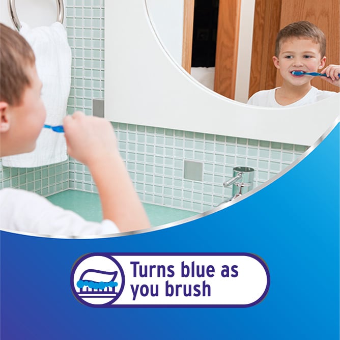 Antrenează copiii în periajul dinților